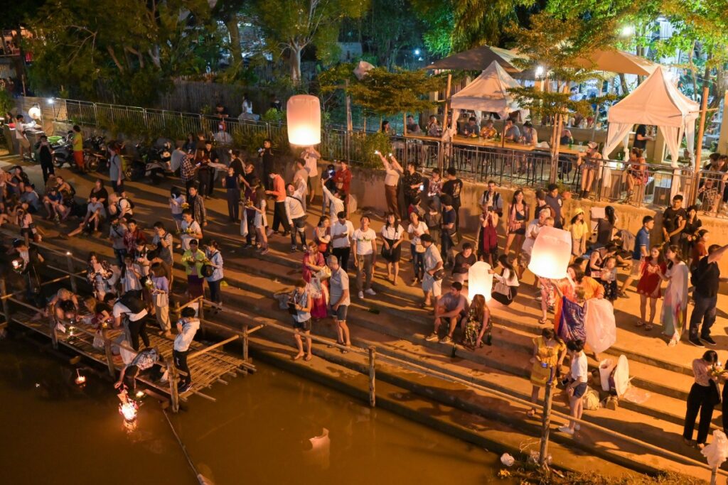 Loy Krathong festival, Chiang Mai