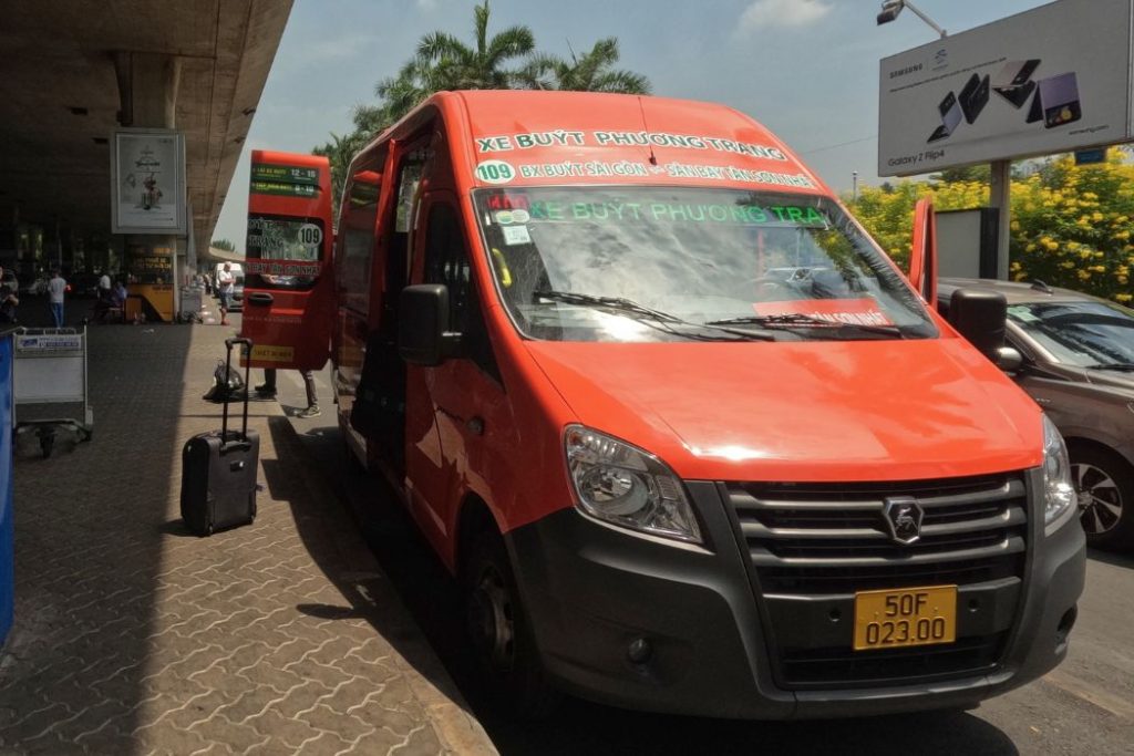 Van (Bus no. 109) from Ho Chi Minh City Center to Airport
