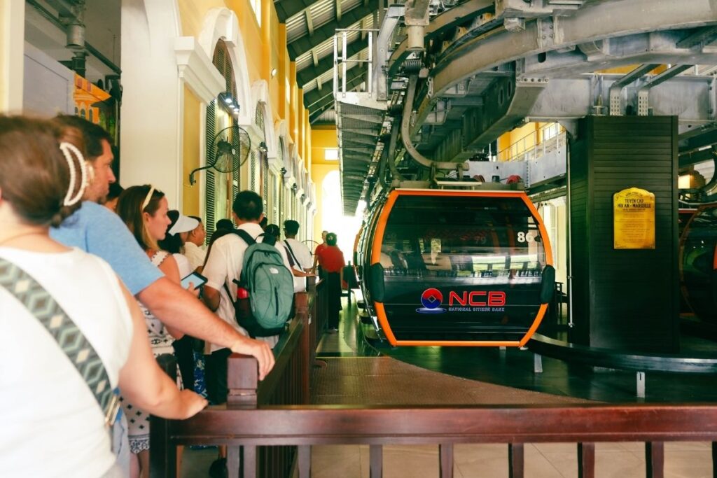 Cable car to Ba Na Hills