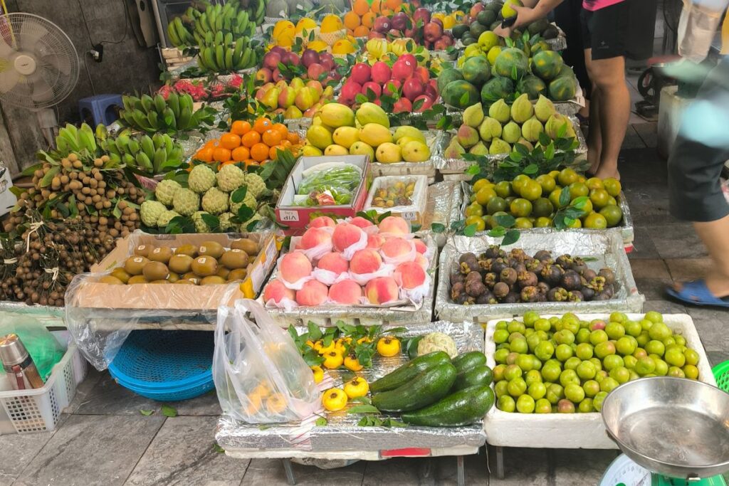 Fruits in Hanoi